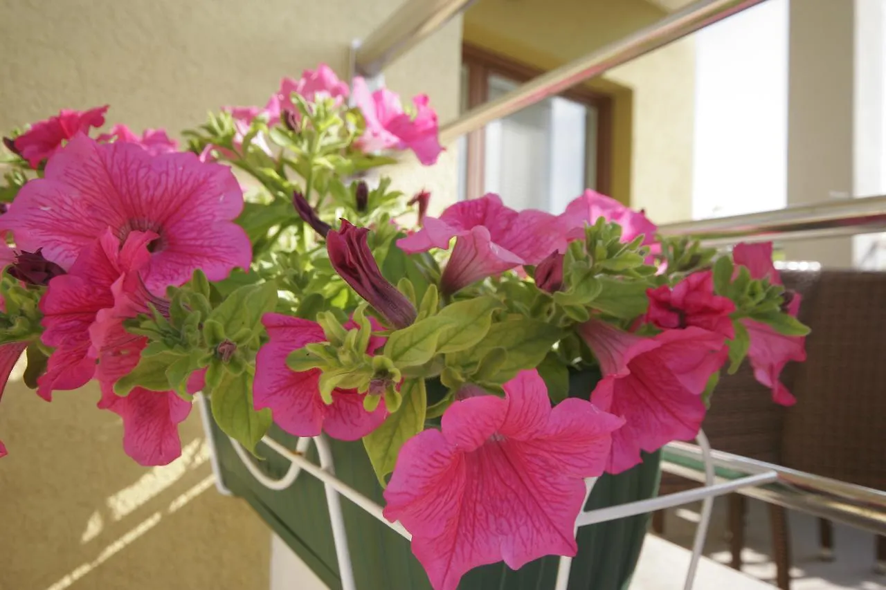 קרק Apartments Salatic